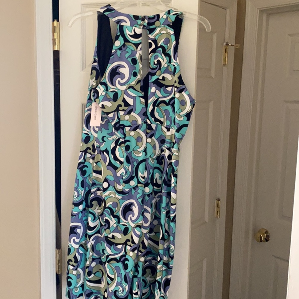 Dress - Picture 5 of 5
